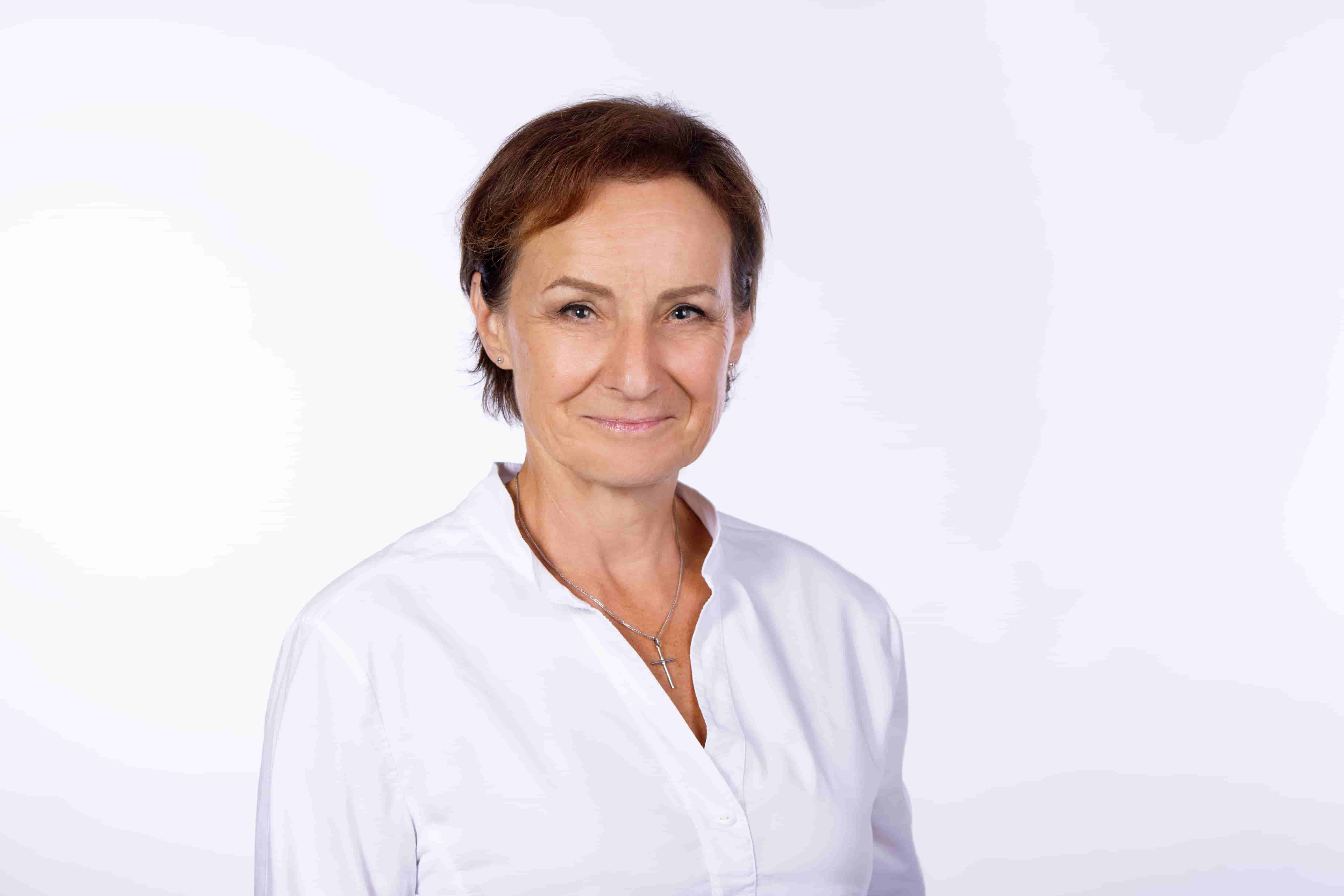 Ivana Lhotáková